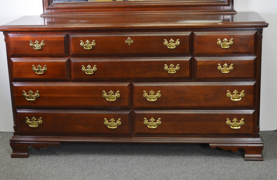 Sumter Company Chippendale Style Dresser and Mirror EBTH